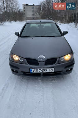 Седан Nissan Almera 2003 в Славутичі