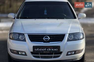 Седан Nissan Almera 2011 в Николаеве