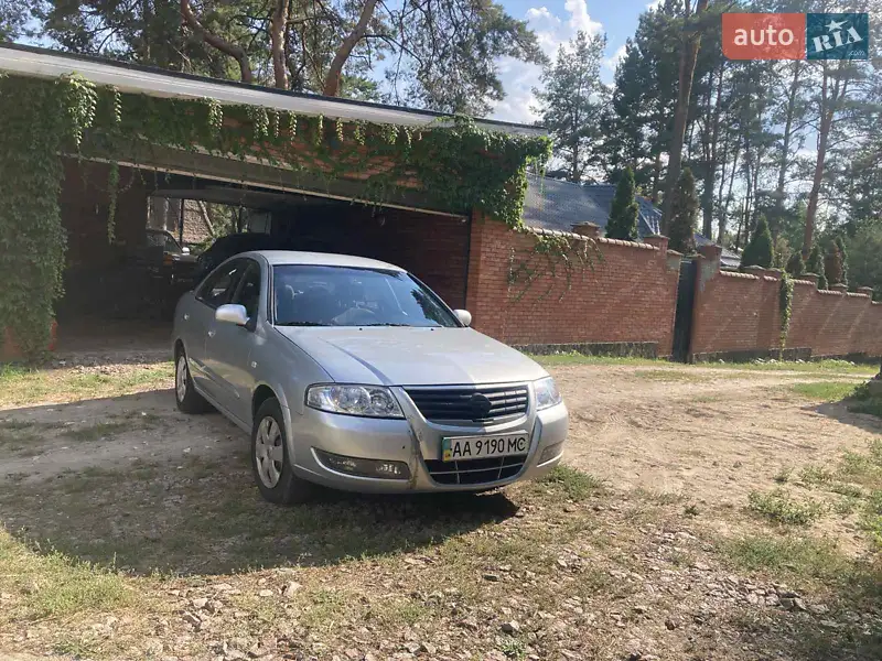 Nissan Almera