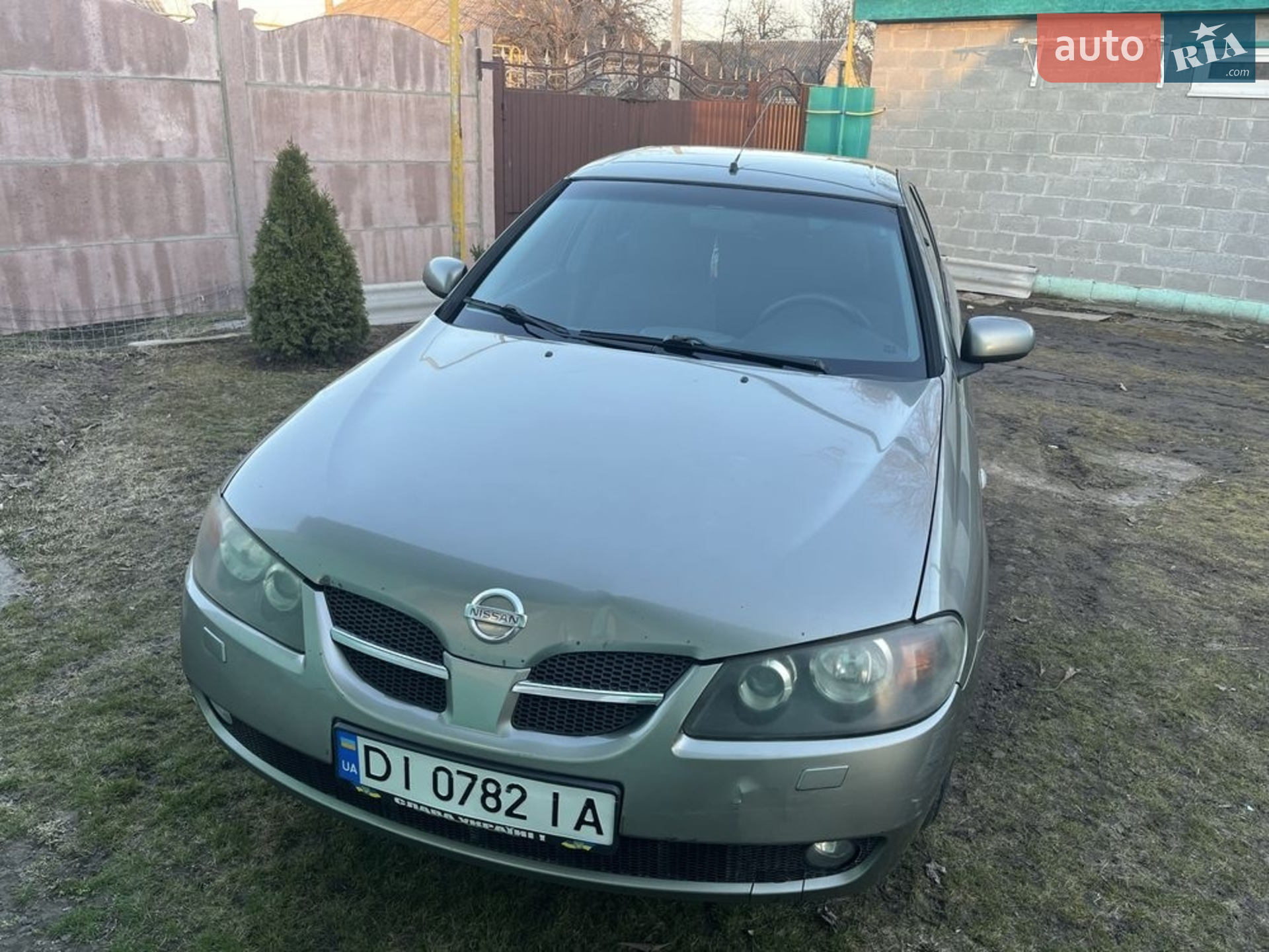 Nissan Almera 2006