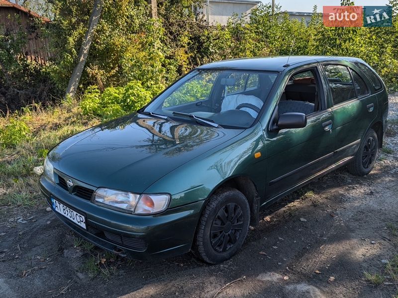 Nissan Almera 1996