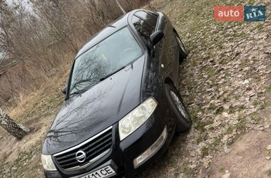 Седан Nissan Almera 2011 в Коростене