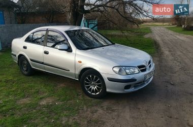 Седан Nissan Almera 2001 в Градижске
