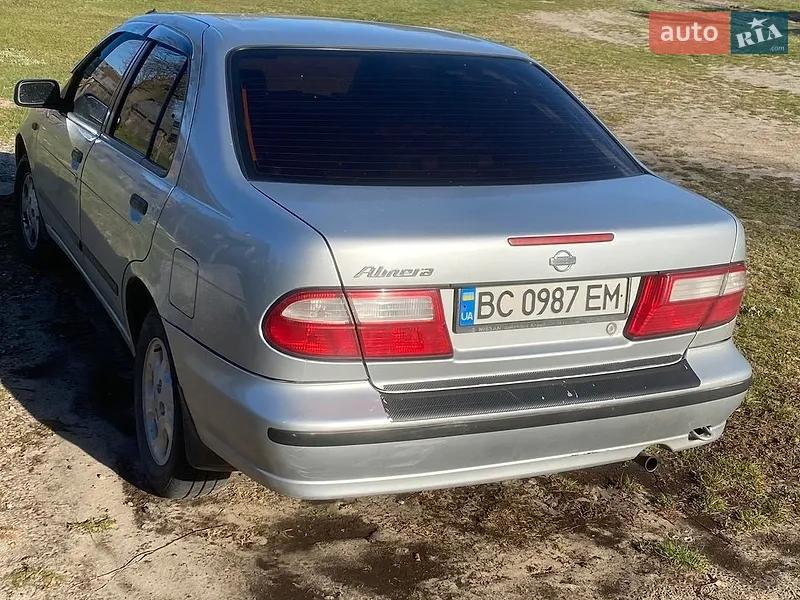 Nissan Almera 1999