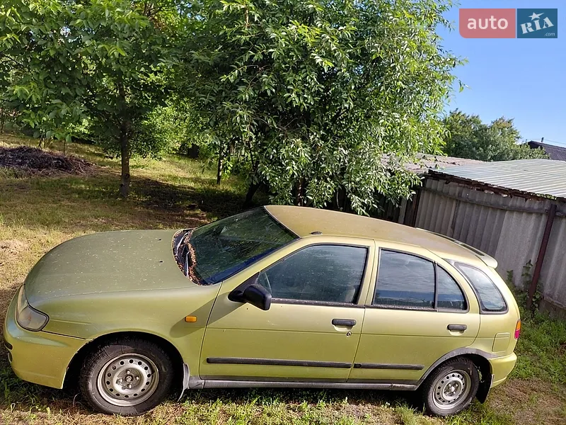 Nissan Almera 1996