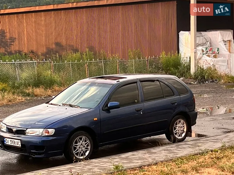 Nissan Almera
