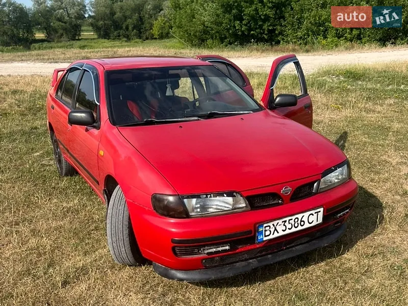 Nissan Almera