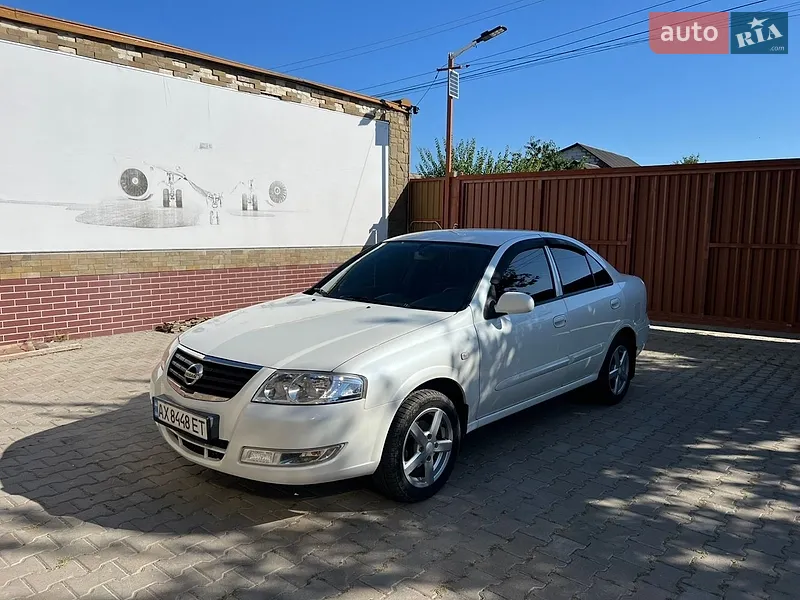 Nissan Almera 2012