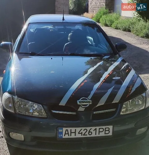 Nissan Almera
