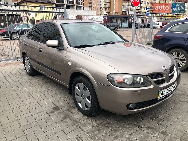 Nissan Almera