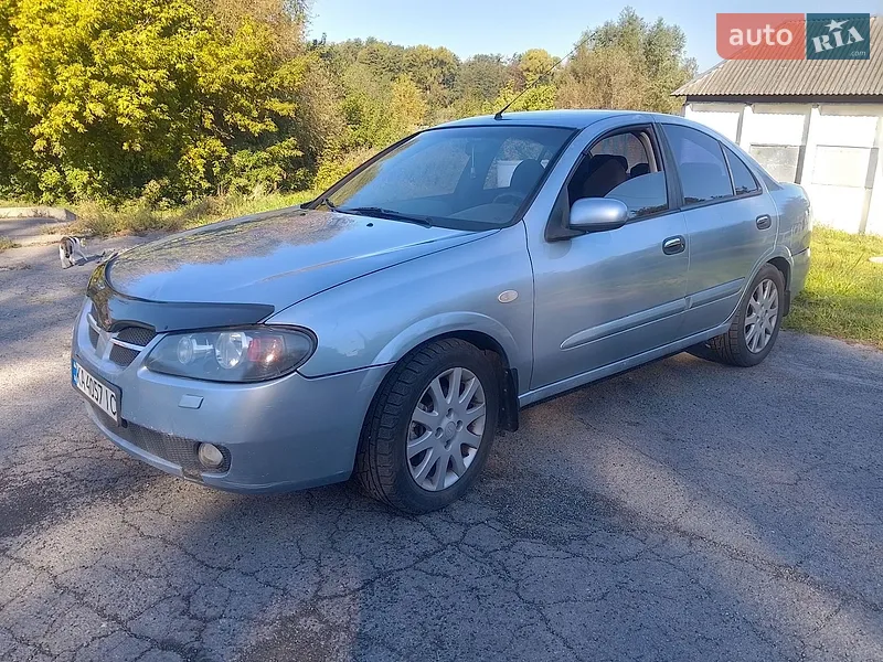 Nissan Almera