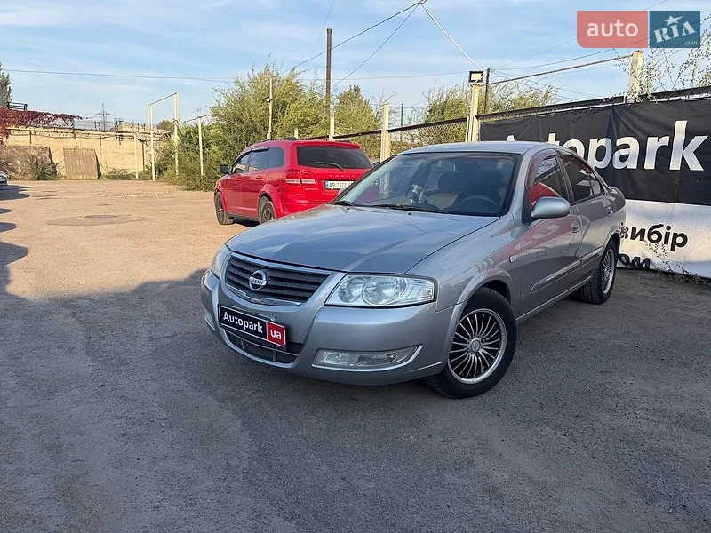 Nissan Almera