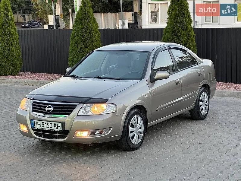 Nissan Almera 2012