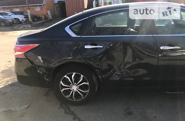 Седан Nissan Altima 2014 в 
