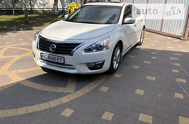 Седан Nissan Altima 2014 в Трускавце