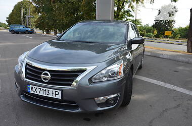 Седан Nissan Altima 2014 в Харькове