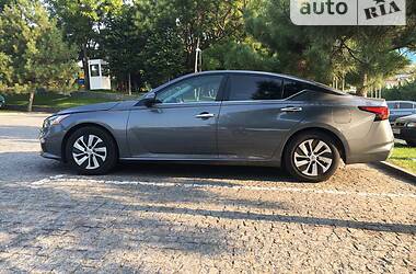 Седан Nissan Altima 2019 в Одессе