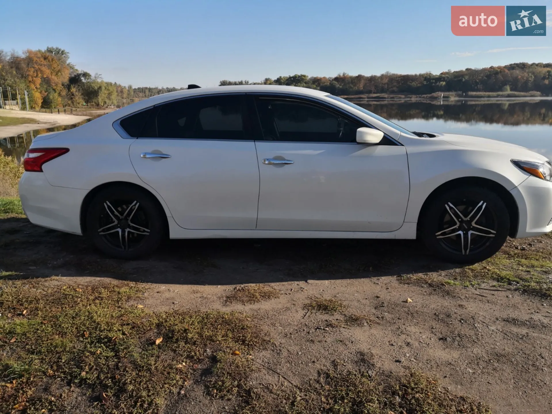 2016 Nissan Altima - мініатюра 46