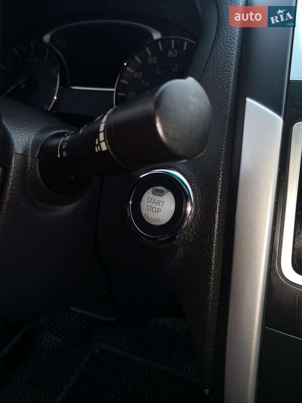 Седан Nissan Altima 2016 в Жовтих Водах