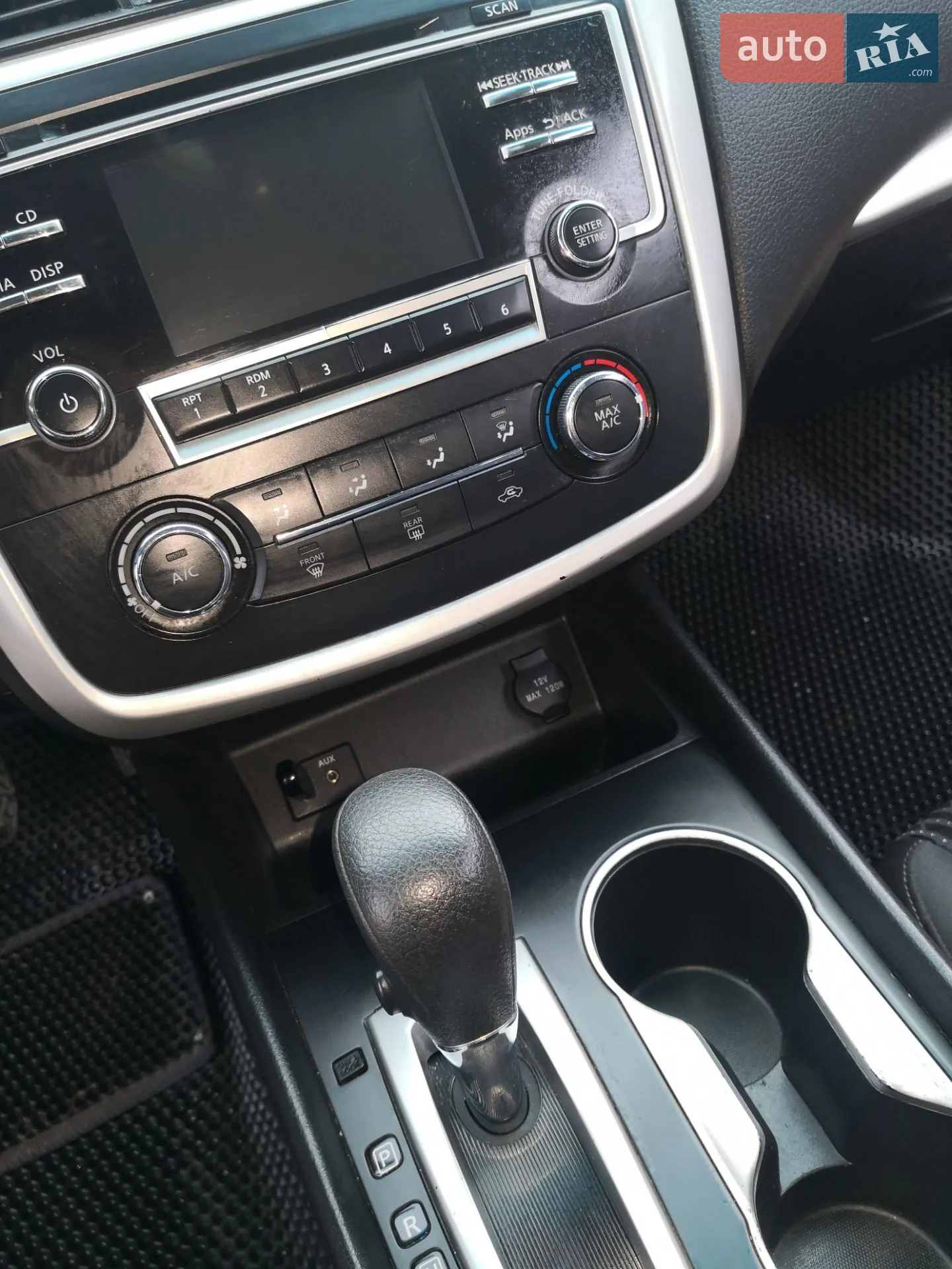 2016 Nissan Altima - мініатюра 10