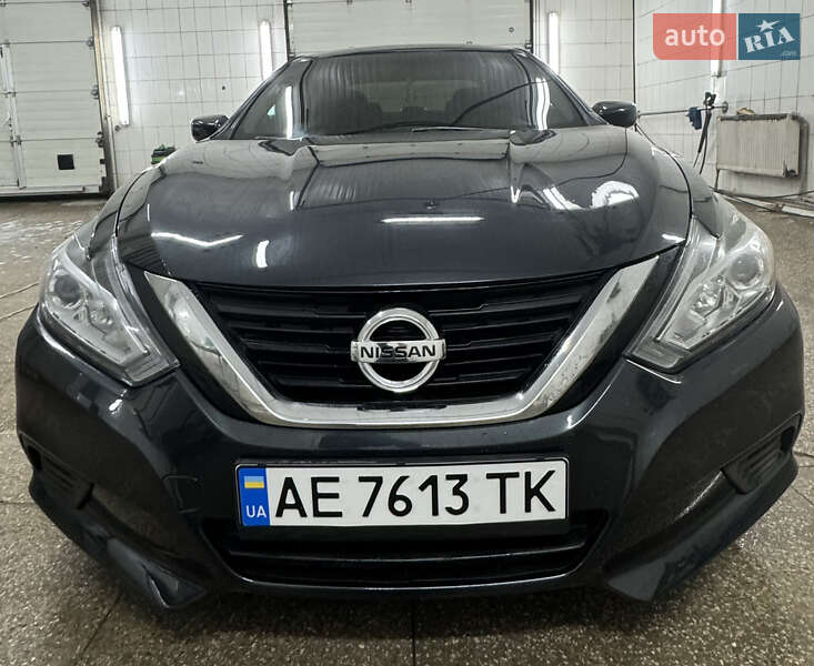 Nissan Altima 2017
