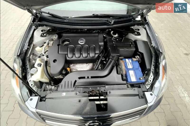 Седан Nissan Altima 2009 в Білій Церкві