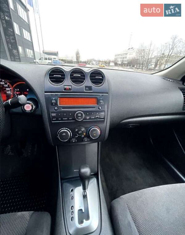 Седан Nissan Altima 2009 в Білій Церкві