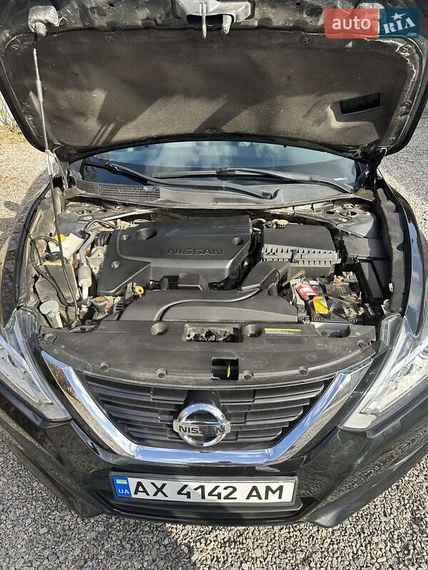 Седан Nissan Altima 2017 в Харкові