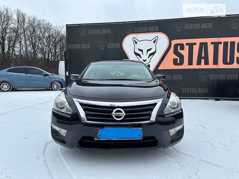 Седан Nissan Altima 2015 в Вінниці