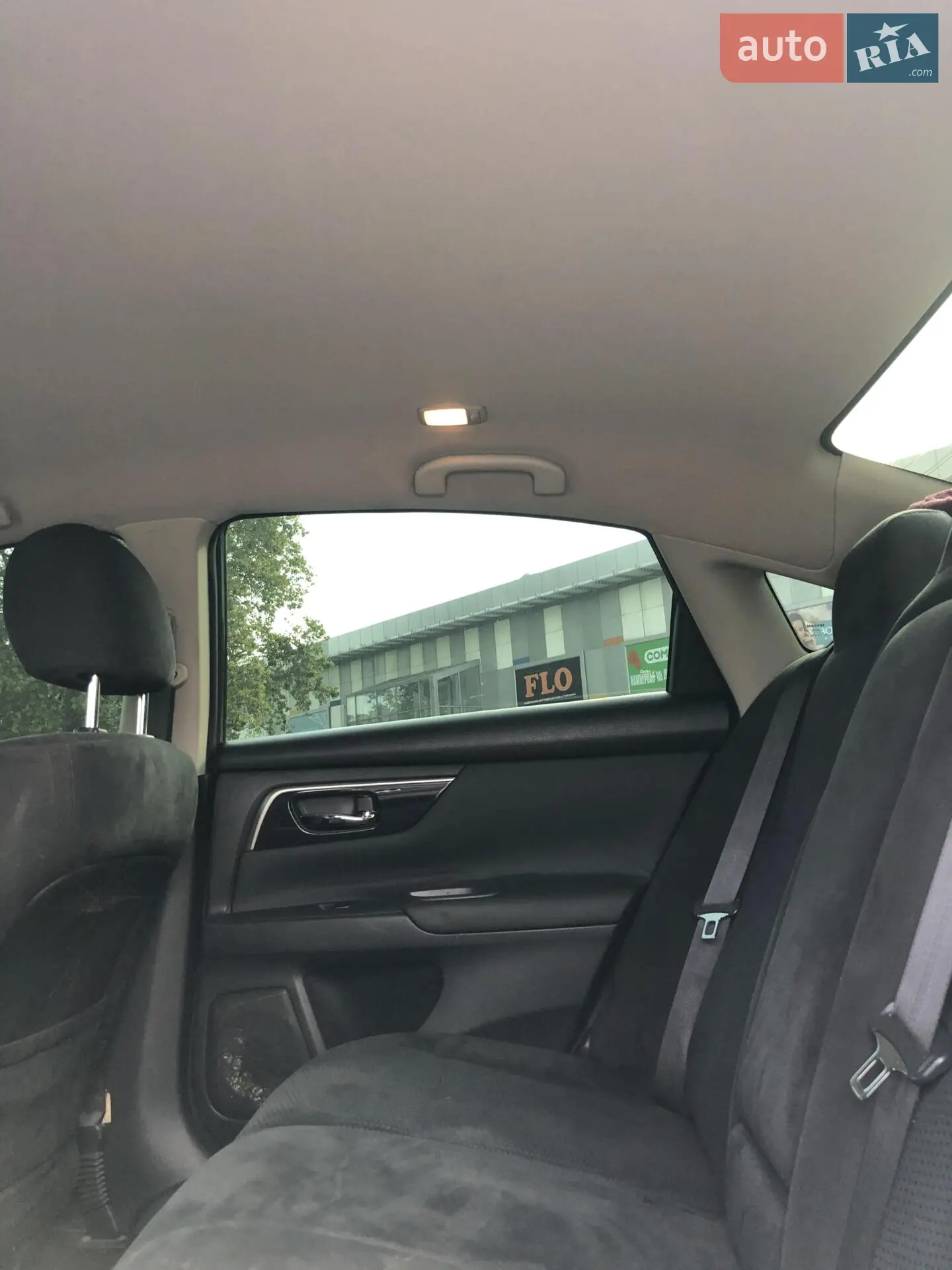 2013 Nissan Altima - мініатюра 12