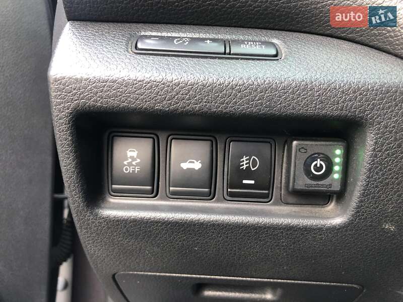 Седан Nissan Altima 2013 в Одесі