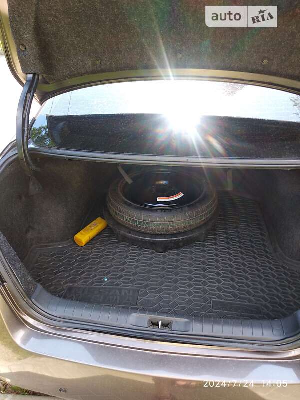 Седан Nissan Altima 2015 в Дніпрі