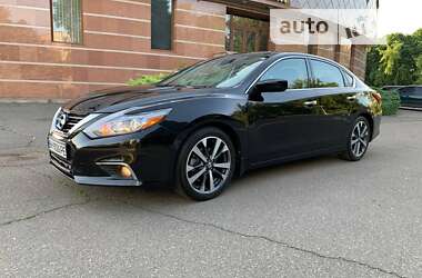 Седан Nissan Altima 2016 в Одессе