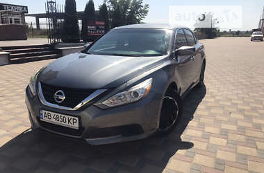 Седан Nissan Altima 2017 в Гайсину