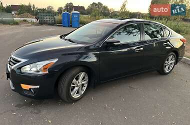 Седан Nissan Altima 2014 в Борисполі