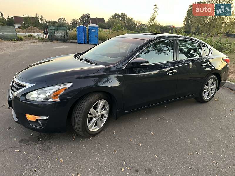 Седан Nissan Altima 2014 в Борисполе