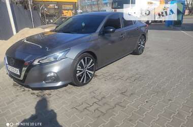 Седан Nissan Altima 2020 в Дніпрі