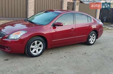 Седан Nissan Altima 2008 в Киеве