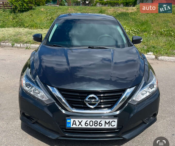 Седан Nissan Altima 2016 в Кременчуге фото 2 Седан Nissan Altima 2016 в Кременчуге