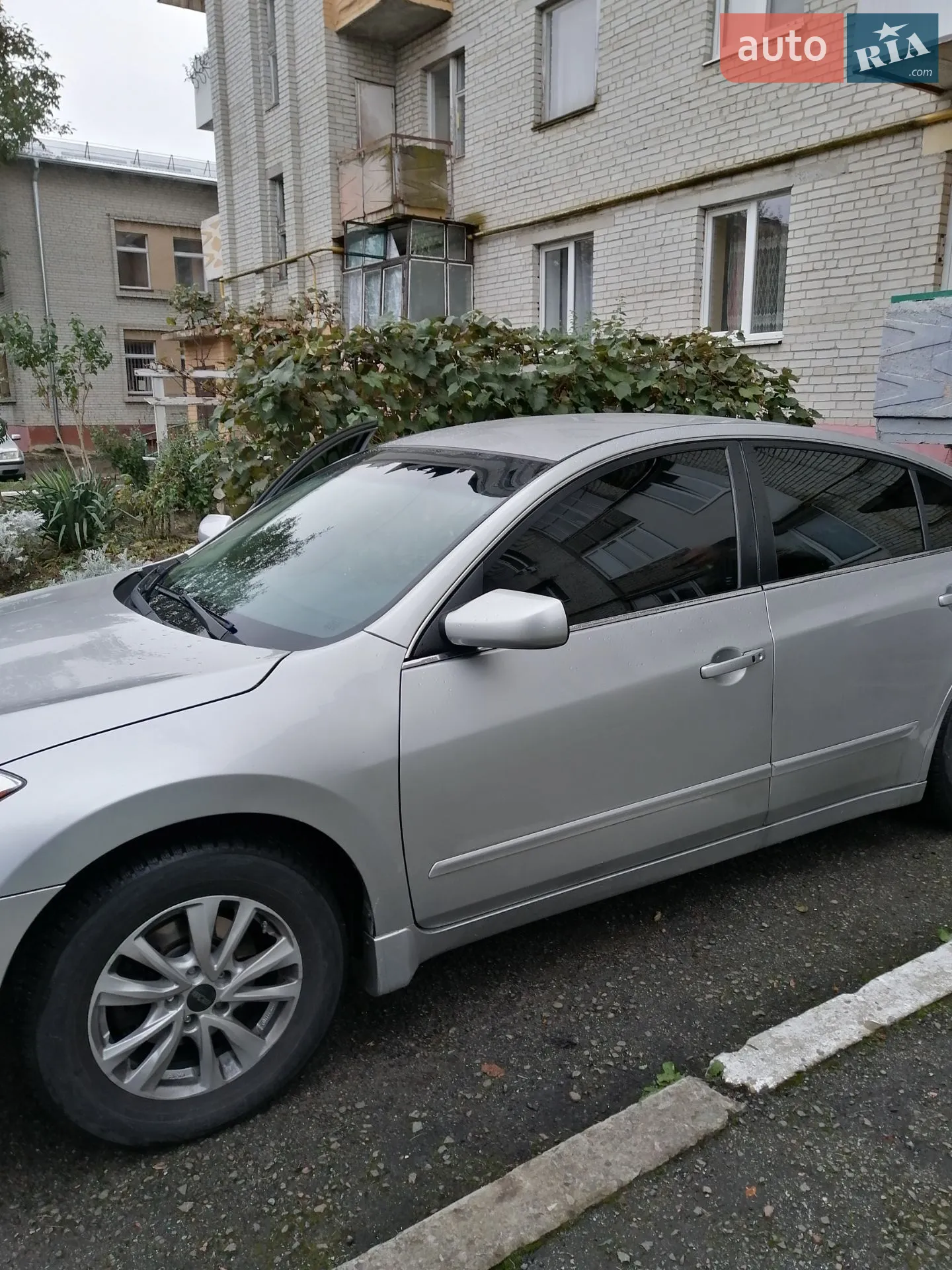 2012 Nissan Altima - мініатюра 2
