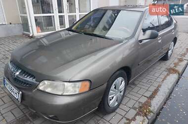 Седан Nissan Altima 2000 в Житомирі