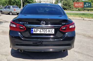 Седан Nissan Altima 2017 в Запорожье