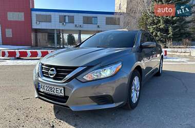 Седан Nissan Altima 2017 в Харькове