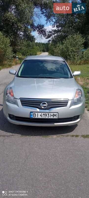 Седан Nissan Altima 2007 в Кременчуге