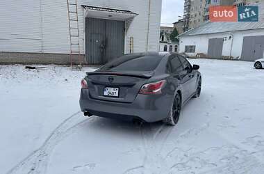 Седан Nissan Altima 2014 в Василькове