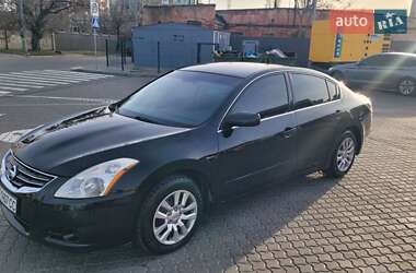 Седан Nissan Altima 2011 в Одесі