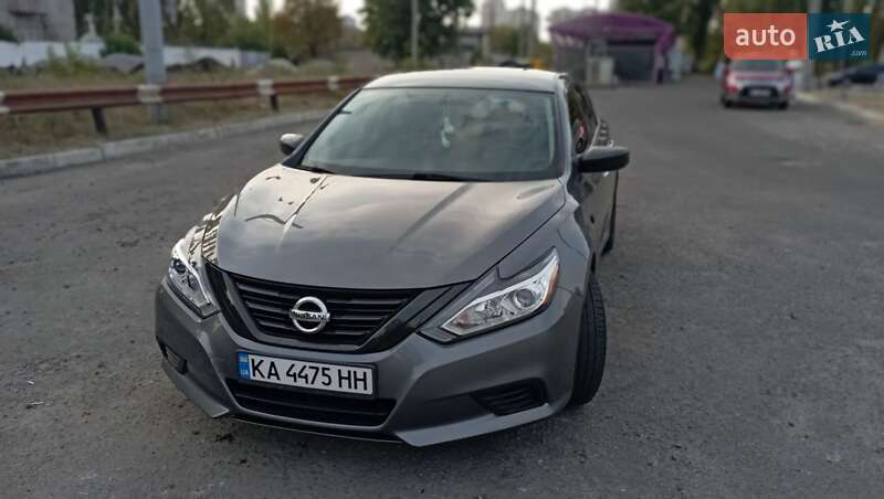 Nissan Altima 2017