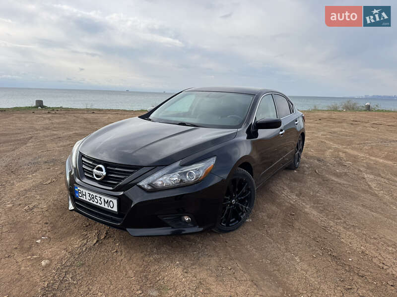 Nissan Altima 2017