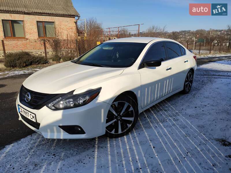 Nissan Altima 2017