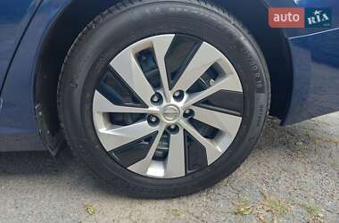 Седан Nissan Altima 2020 в 